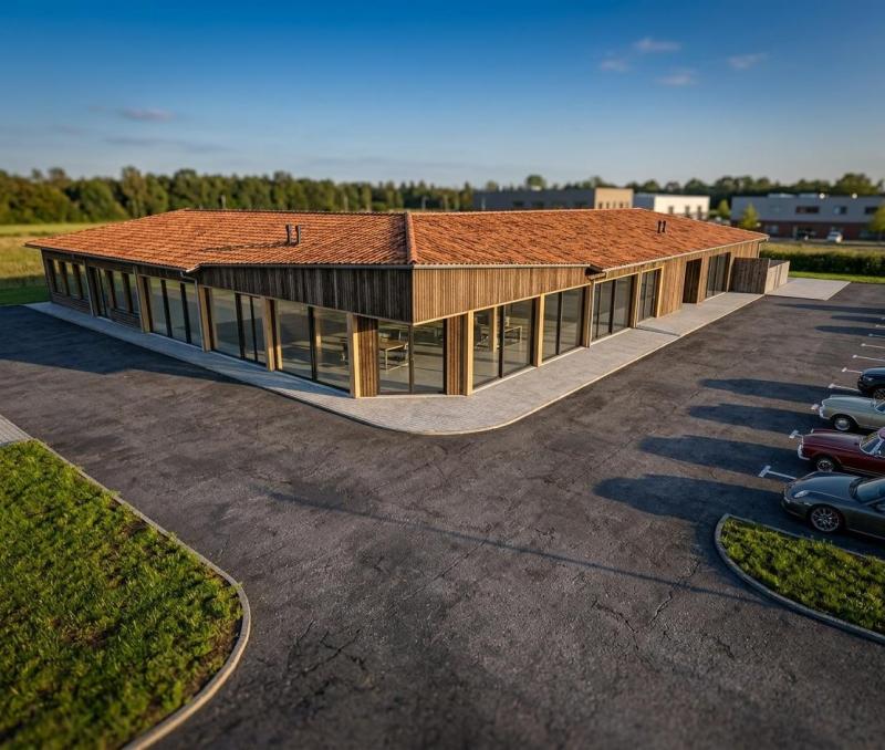 Local Professionnel  pièces Ondres disponible à la Location